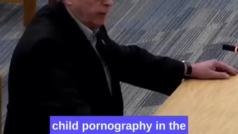 Mayor Demands Entire schoolboard Resignation For Supporting P0rnography