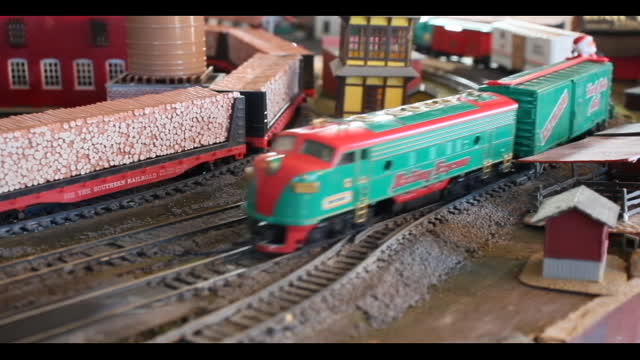 210505 KCW Santa Express