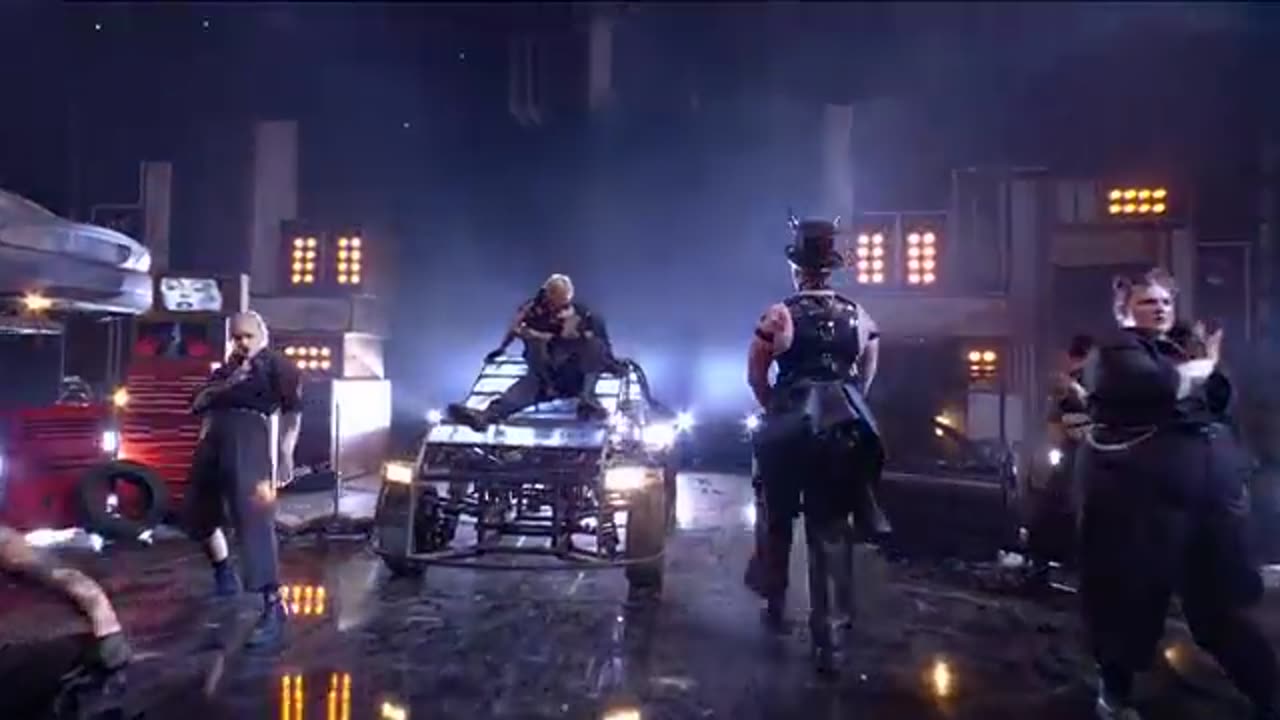 Unholy - Sam Smith ( LIVE at The BRIT Award 2023 )