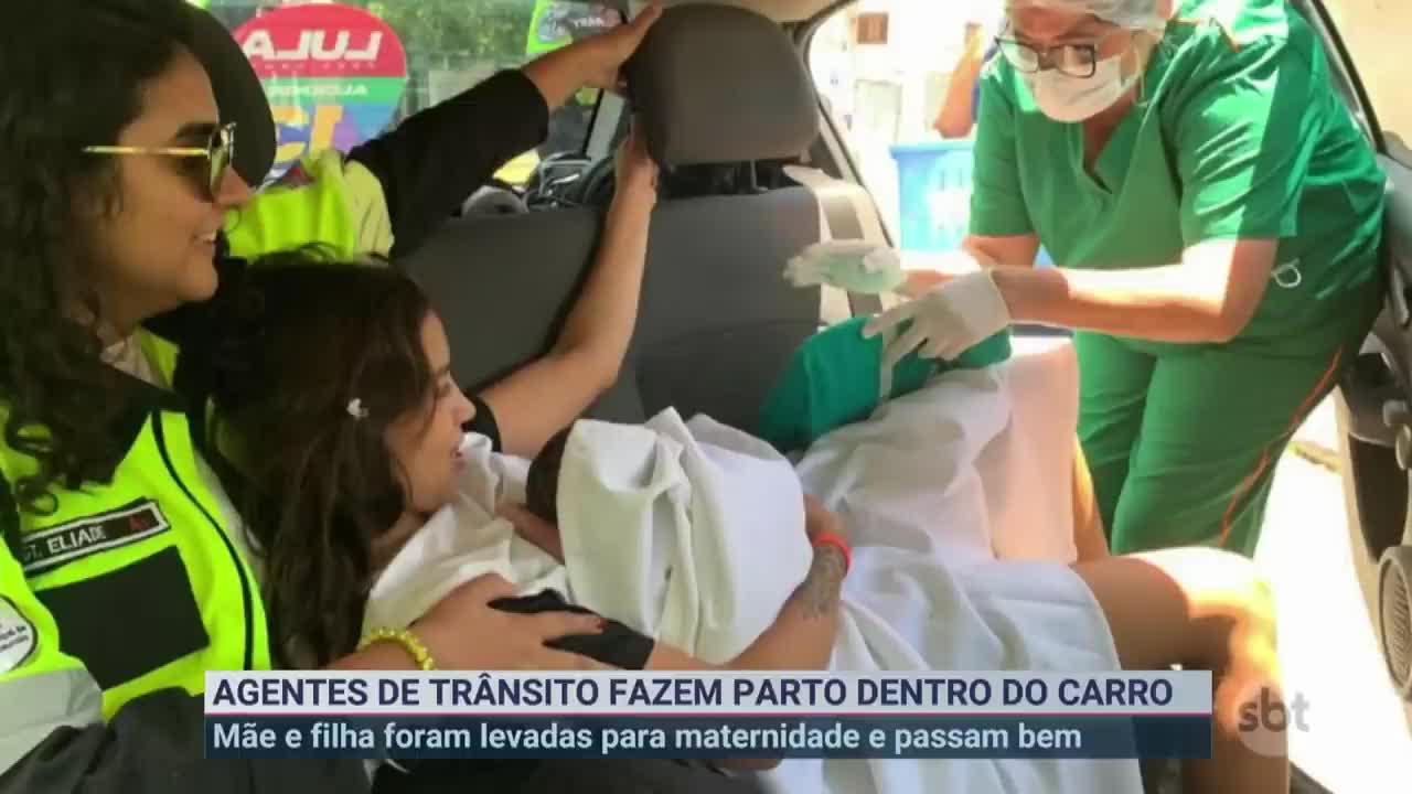 Mãe dá à luz dentro de carro com ajuda de guardas de trânsito | Primeiro Impacto