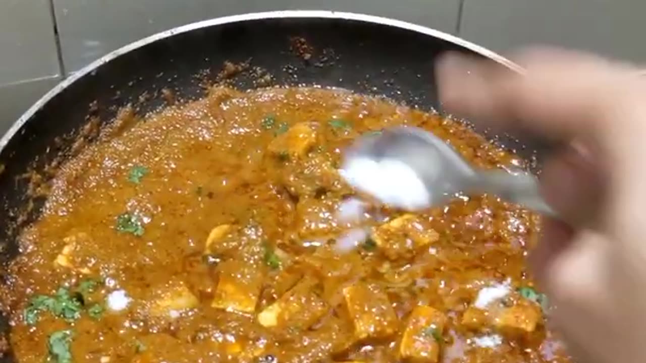 How to cook paneer butter masala for indian style,cooking video