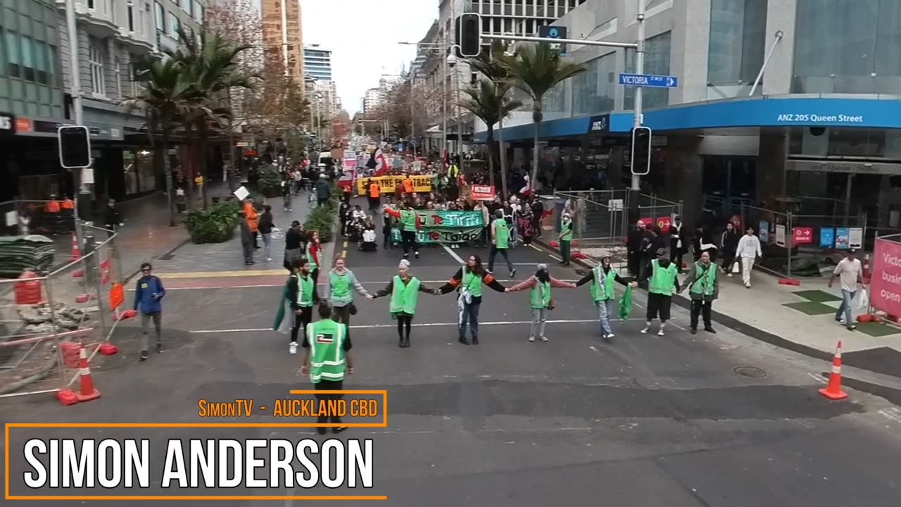 'March for Nature' demonstration. Auckland CBD, 8/vi 2024.