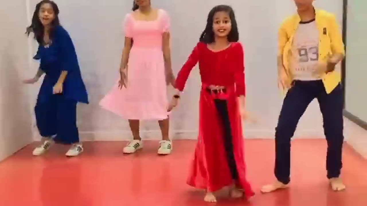 INDIAN VIRAL DANCE VIDEO