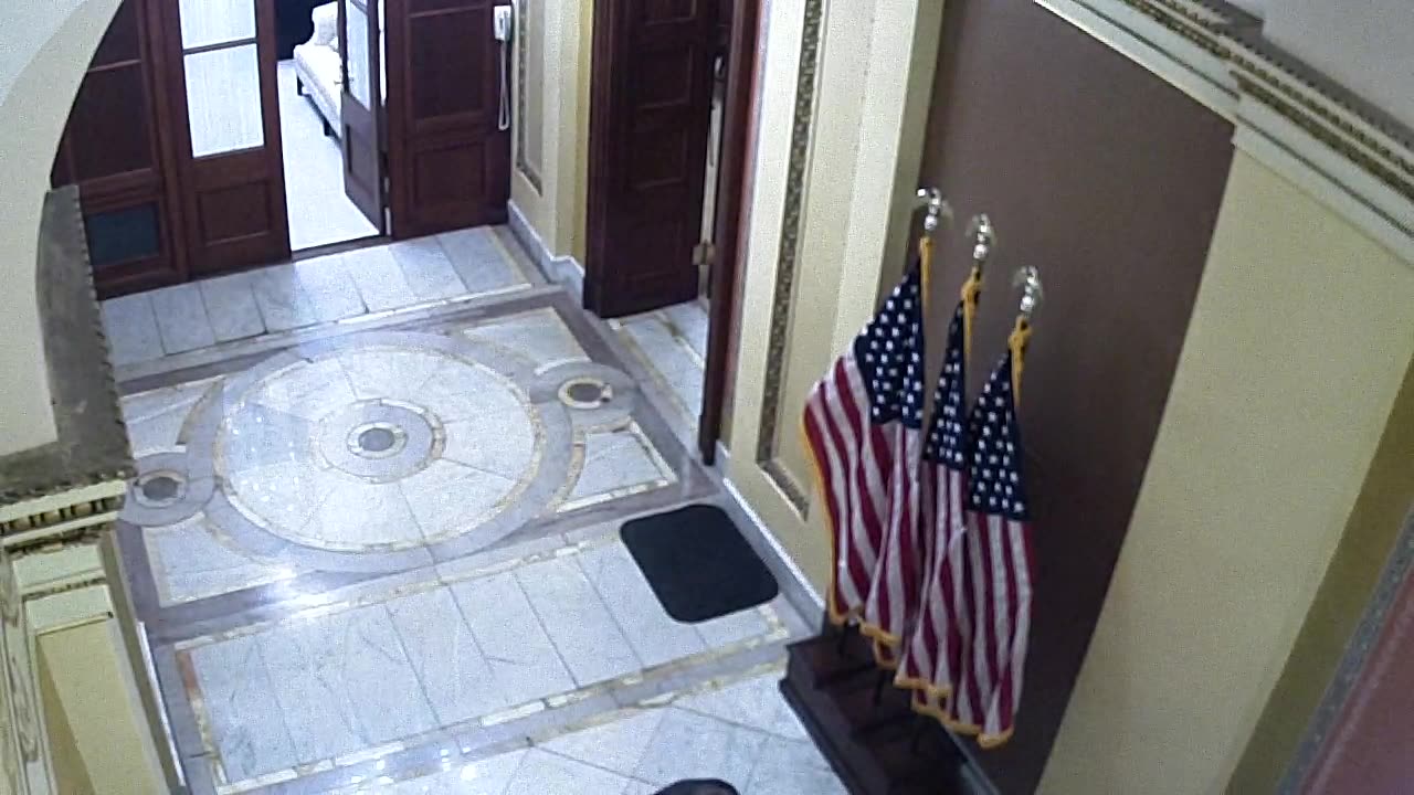 0931USCH02H230_2021-01-06_22h20min01s497ms.mp4
