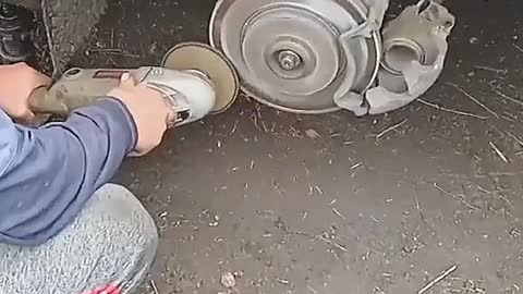 Brake disc grinding