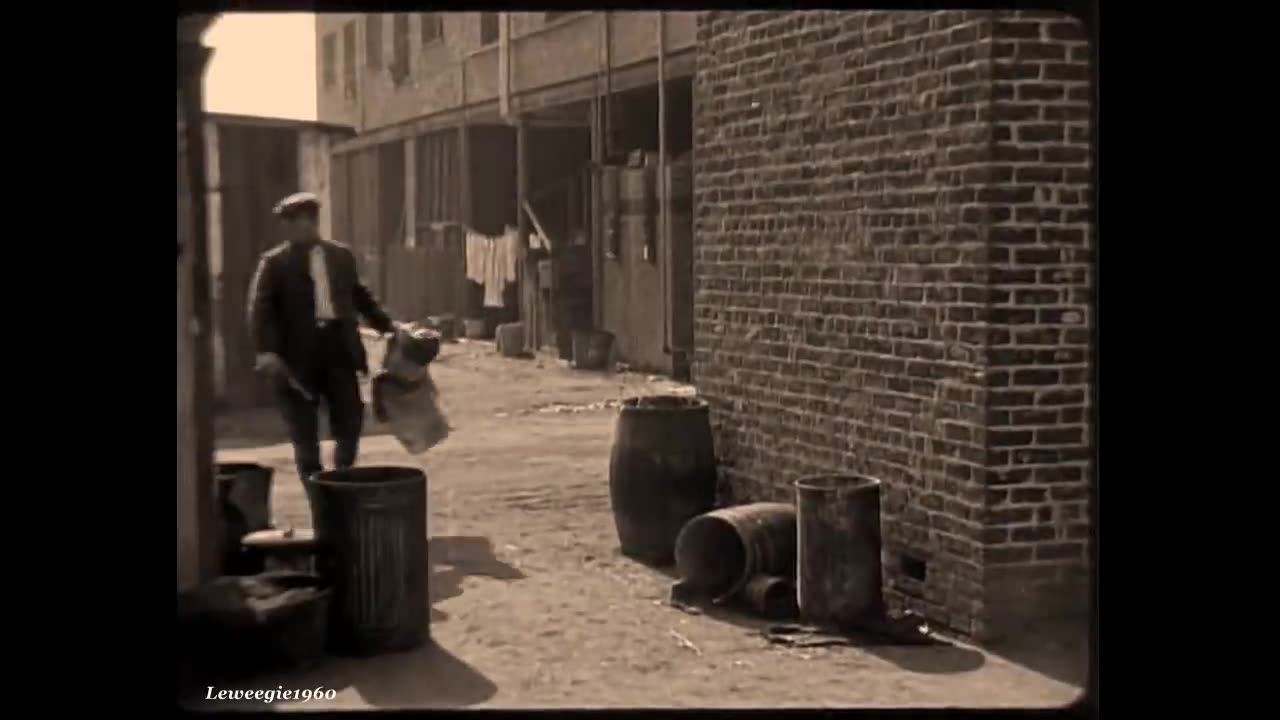 Charlie Chaplin - The Kid (uncut-full length 1921)(music score by Charlie Chaplin)