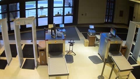 7135CVCULNScreeningLane2_2021-01-05_07h45min23s703ms.mp4