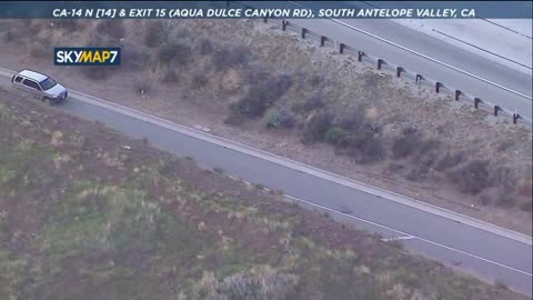 Police pursuit near Palmdale, Claif.