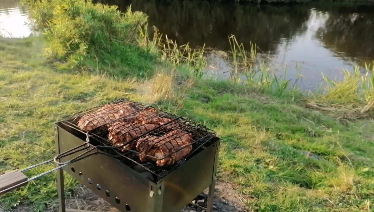 Мясо барбекю. Простой маринад, мясо получается необыкновенно вкусным.