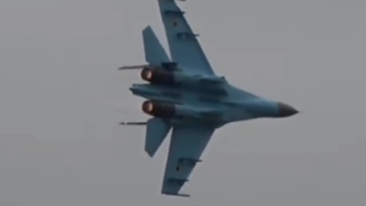 Insane Footage from Ukrainian Su27,Su25 and Mig29 Pilots