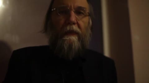Aleksandr Dugin Lê Poemas de Geydar Dzhemal