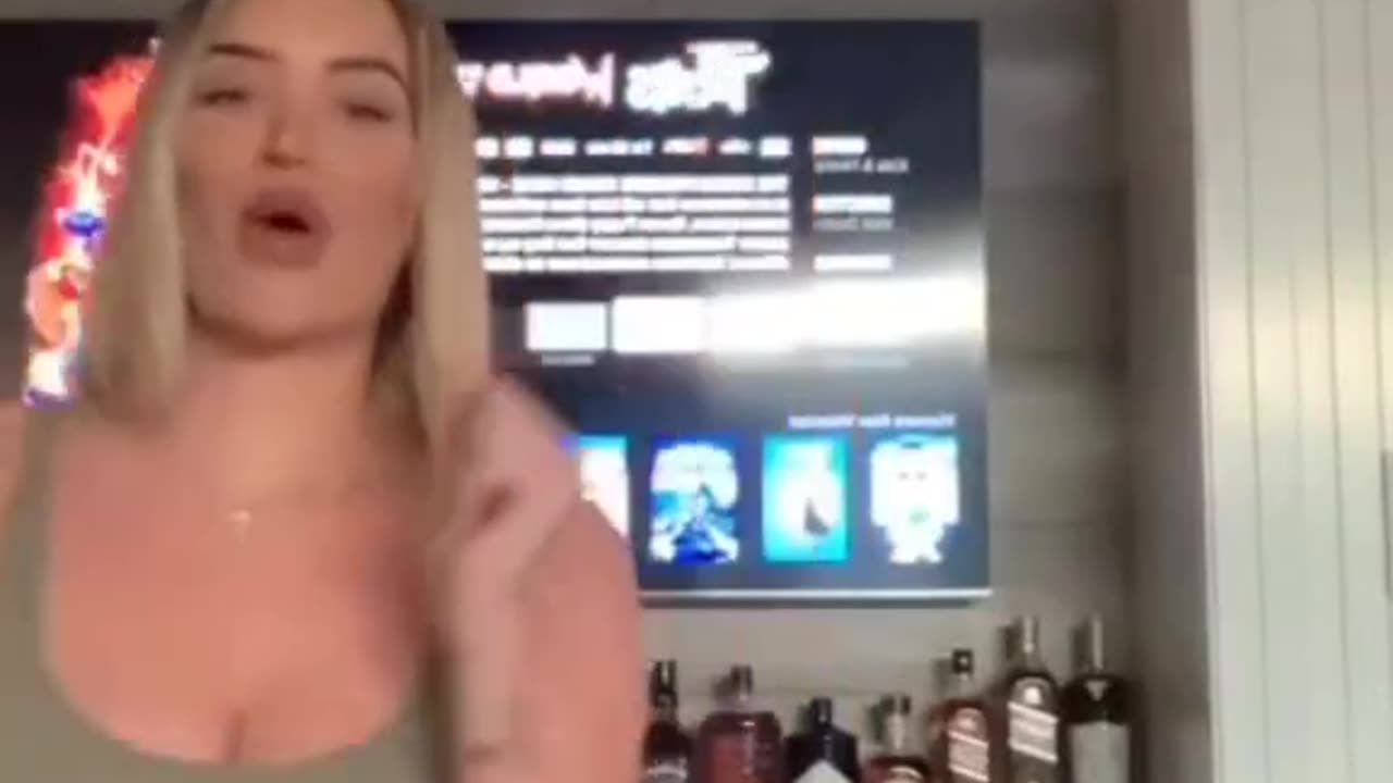 Kylie enjoying private party 1.mviews