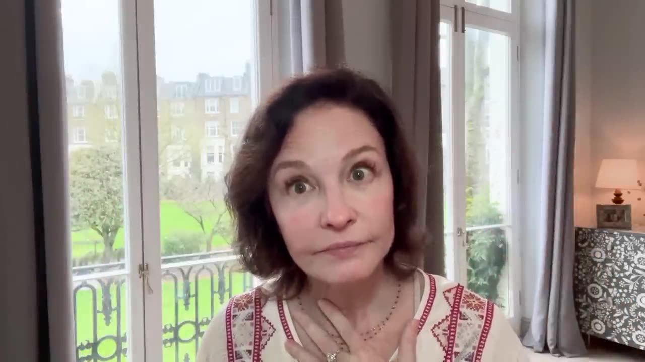 The BEST Way to Raise Your VIBRATION & FREQUENCY For Good - Sonia Choquette