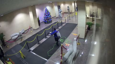 8002FCOB01MainLobby_2021-01-05_07h00min00s640ms.mp4