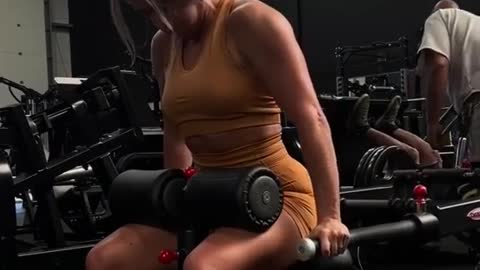 How to Gain Muscle FAST in the Description