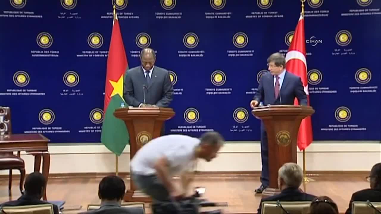 Burkina Faso foreign minister collapses in Turkey_1