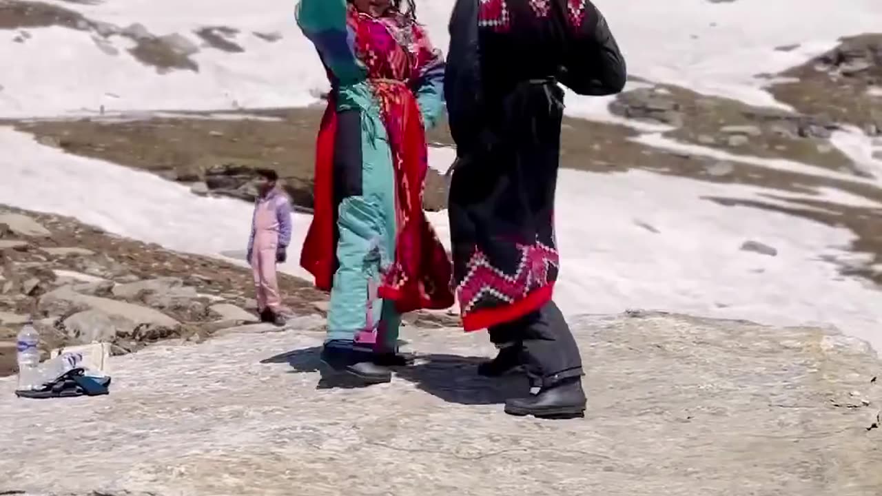 Pahaadi Dance