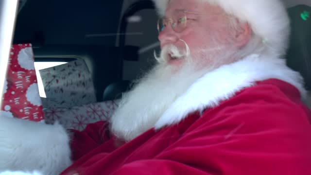 RV Country - Here Comes Santa Claus