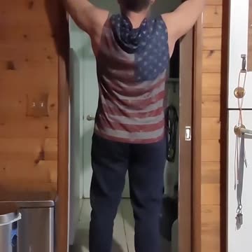 65 yrs old -PULL-UPS FORGOT SET 2-10r🎥 THURSDAY NOV 60 total bodyweight pullups today