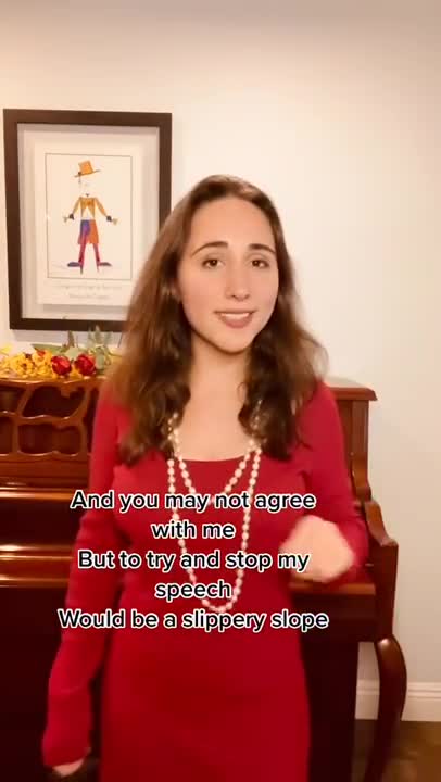 Lena Belle: "Beginning To Look Like Fascism" - WEIHNACHTSLIED DES WIDERSTANDS