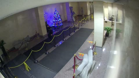 8002FCOB01MainLobby_2021-01-05_04h40min00s520ms.mp4