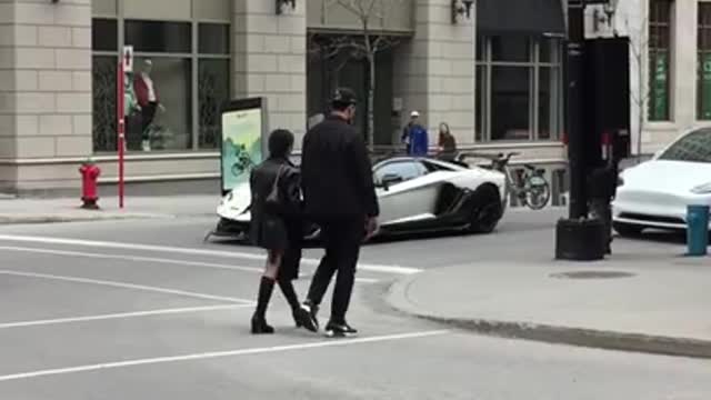 80_Straight Piped SVJ & Huracan Cruising