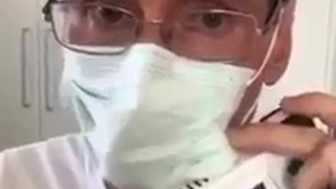 Measuring CO2 levels inside a mask.