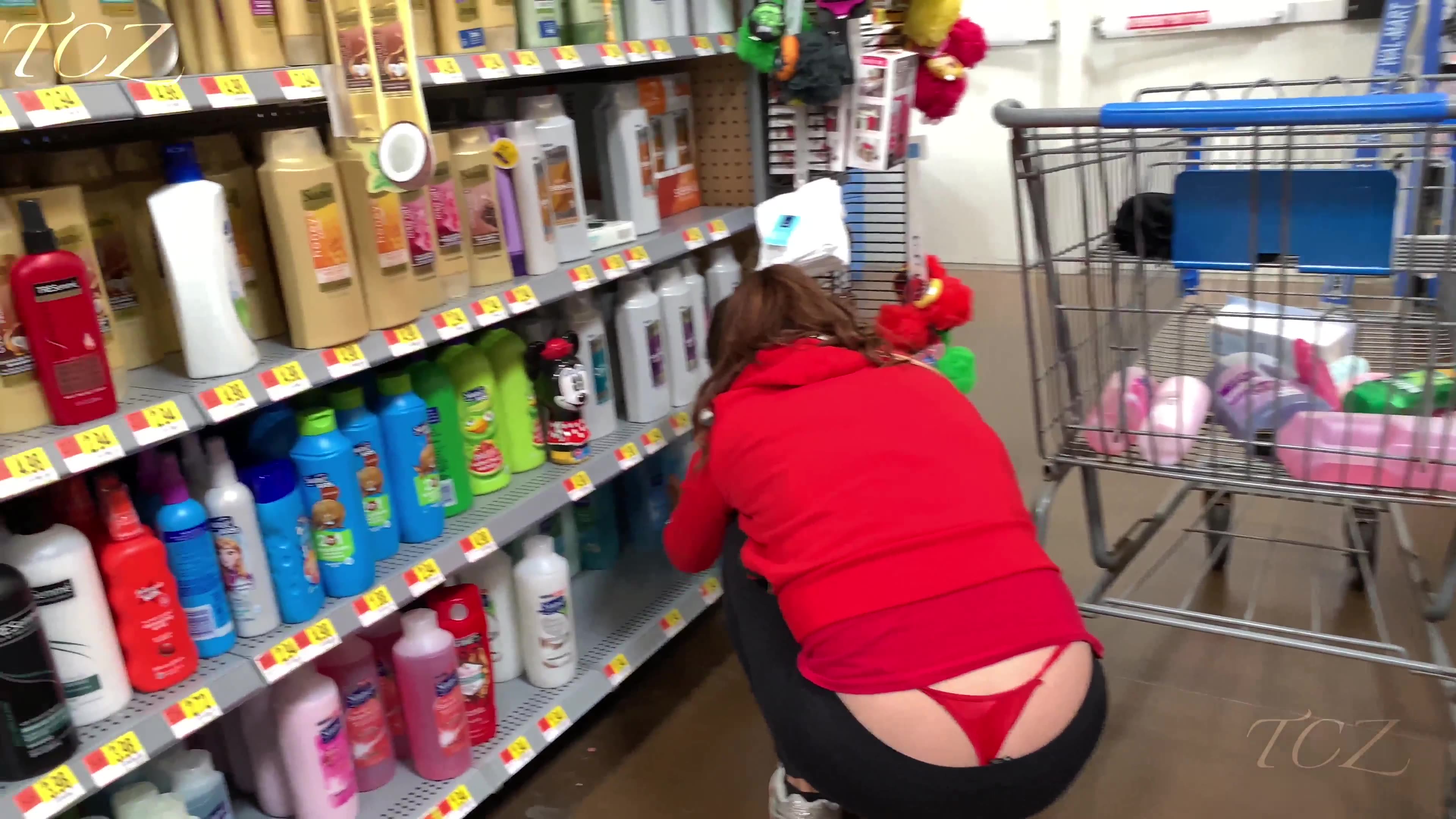 Huge Red Whaletail, Completely Unaware