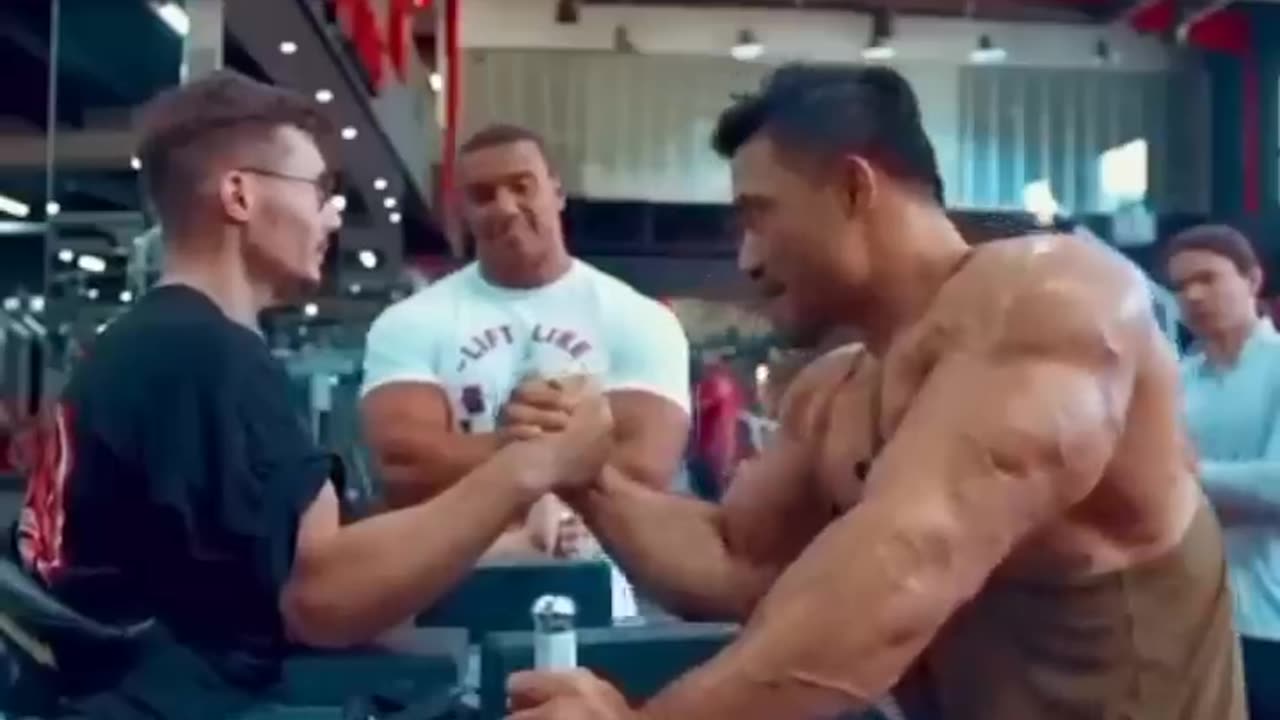 Arm wrestling 70 kg vs 140