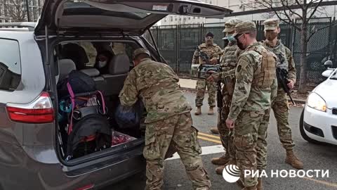 Millitary checkpoint around capitol