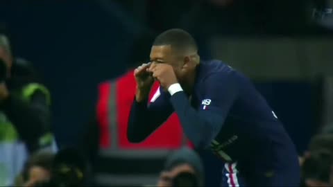 Kylian Mbappé - causes emotional damage