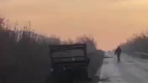 Russian soldiers on bugs take down a sapper.