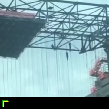 Operário morre e oito ficam pendurados após desabamento de andaime em obra de São Paulo