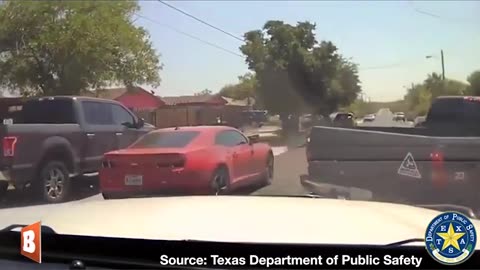 Horses Assist Texas DPS Chase Down Human Smuggler After He CRASHES in Ditch