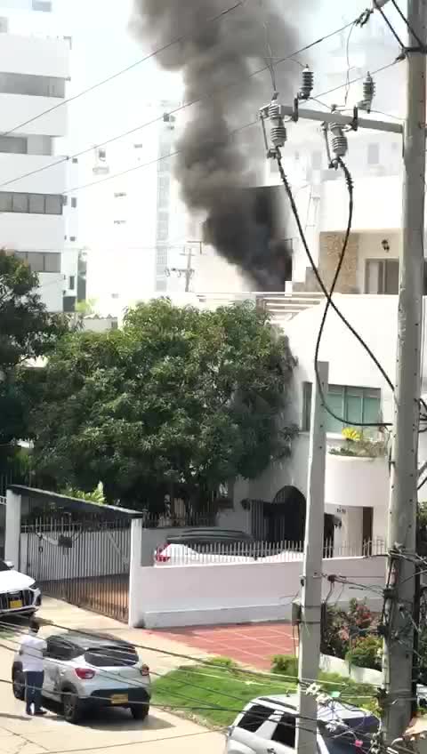 Incendio de casa en Castillogrande