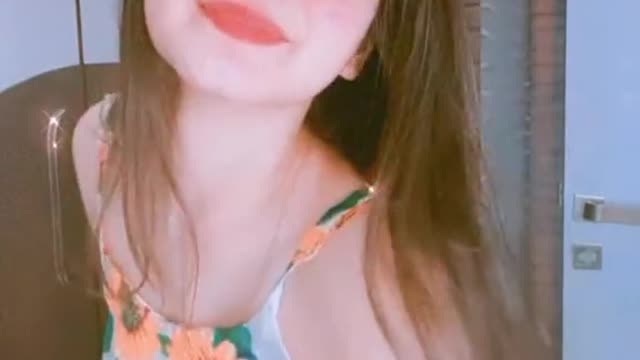 Lovely Expression 🥰 Cute girl (Adorable)
