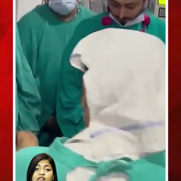 ICUలో తండ్రి.. ఆస్పత్రిలో పెళ్లి చేసుకున్న కూతుళ్లు! #viralmarriage #video #shorts | FBTV NEWS