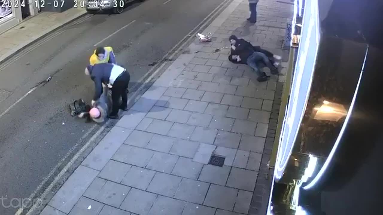 Dublin Irishwoman being robbed by a foreigner early gets her head crushed by