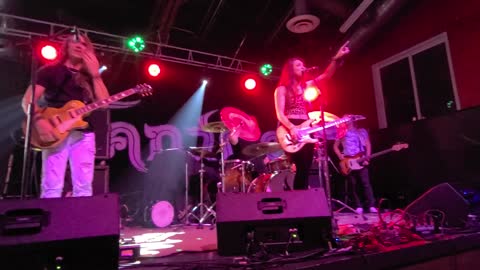 Paralandra "Despicable"