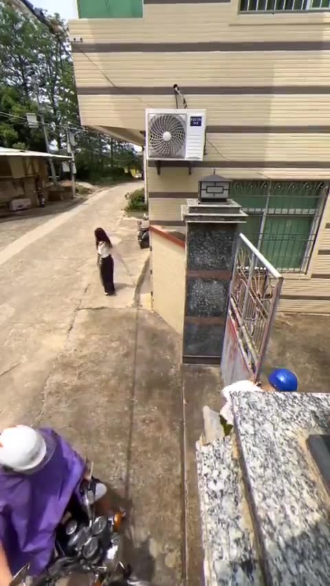 I didn't expect that 😂 ✈️ Funny Videos