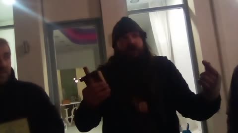 ΣΤΑΜΆΤΗΣΤΕ ΝΑ ΚΛΟΤΣΑΤΕ ΤΑ ΚΑΡΦΙΆ ΕΧΟΥΝΕ ΜΑΤΏΣΕΙ ΤΑ ΠΟΔΙΑ ΣΑΣ