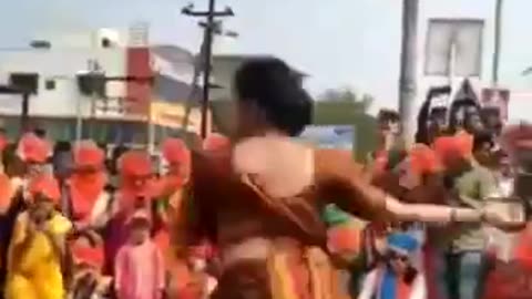 Indian lady teach self defence