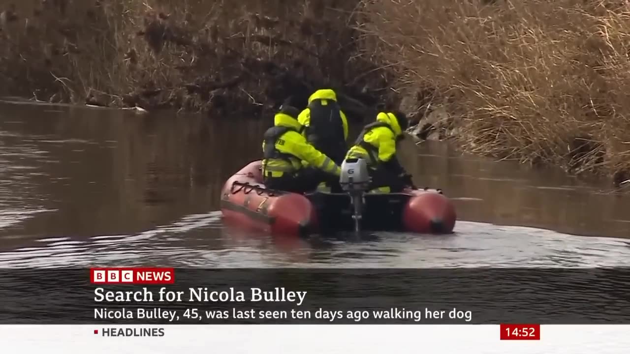 Nicola Bulley search continues as private diving team look for missing UK mother - BBC News