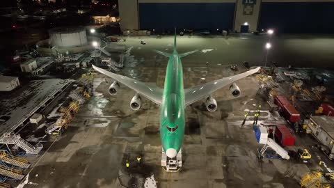 Final Boeing 747 leaves the factory