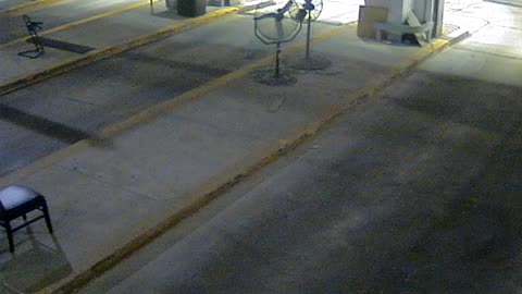 3138RHOBG3CStGarageLeftDoor_2021-01-06_00h24min48s677ms.mp4