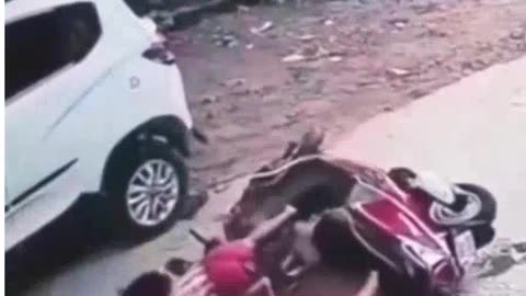 Scooty Accident 😱