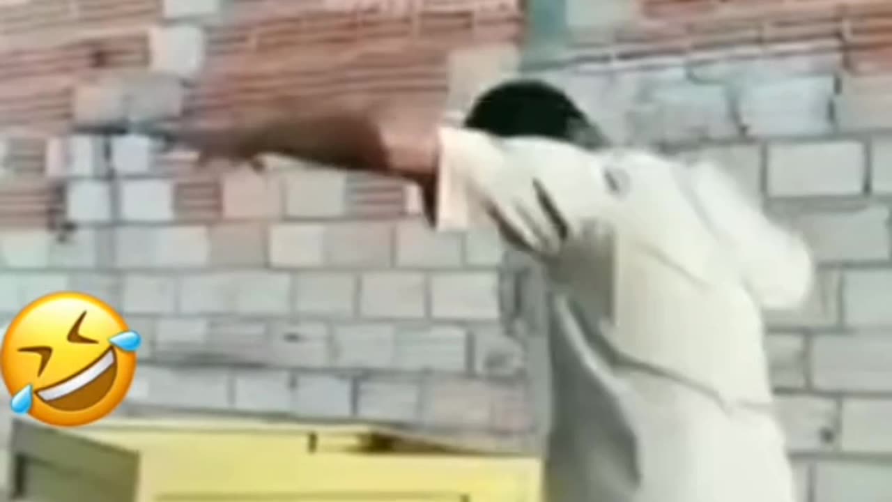 Man Destroy Himself In Seconds Funny Video