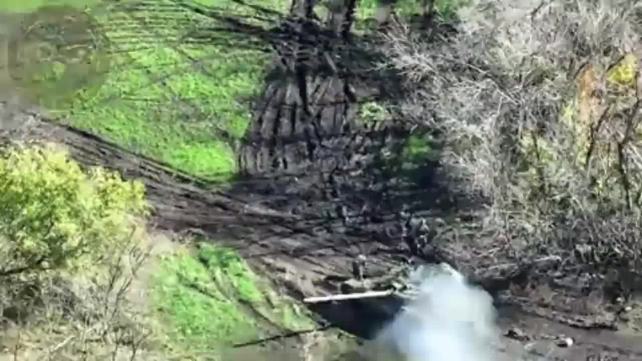 The first captured use of the Barrier APC, which is on the BTR-4E.