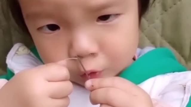 Very cute baby girl funny video 📹 😄 💗 🤣 😆