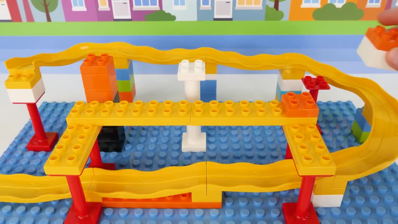 Best Toy Learning Video for Kids Building Block Lego Car Track!